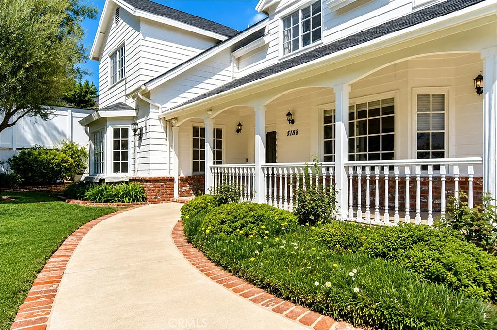 5 bed, 4243 sqft, $15,000 — Photo 4