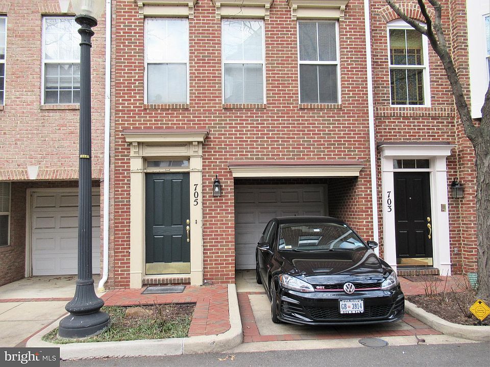 1st image of 705 Capitol Square Pl SW