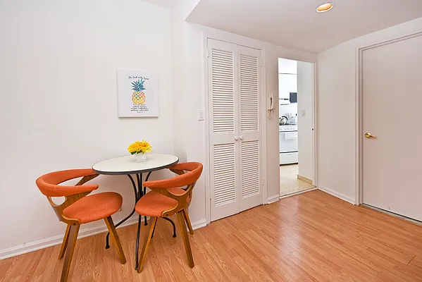 Rented by Compass | media 14