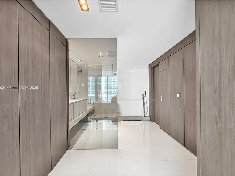 3535 S Ocean Dr #2104 — Photo 47