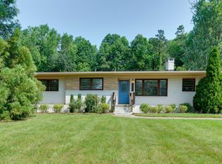 3921 Sheffield Dr, Charlotte, NC 28205