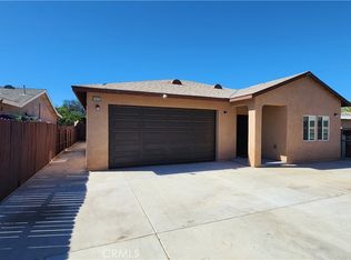 3433 Eucalyptus Ave, Riverside, CA 92507