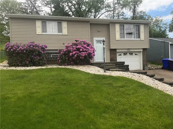 512 Malabar Dr, Pittsburgh, PA 15239