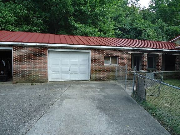 3rd image of 472 Township Road 275
