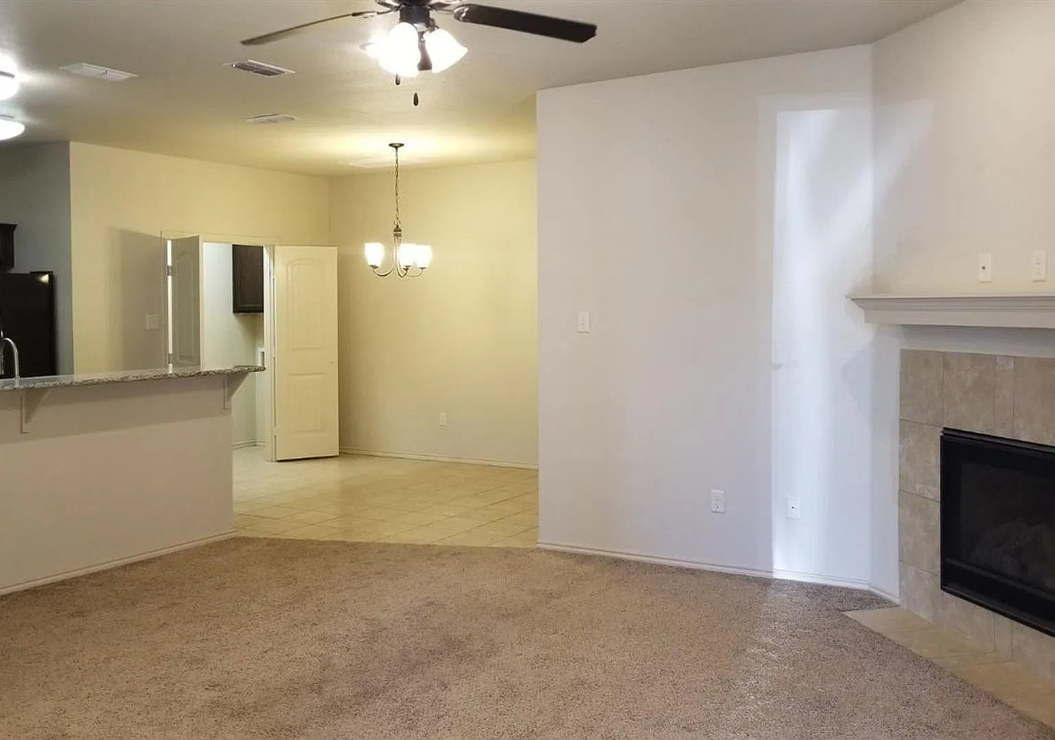 Beautiful 3 Bed 2 Bath In Cooper School District — Photo 2