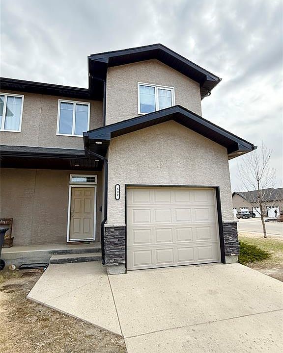 1st image of 602 Barber CRESCENT
