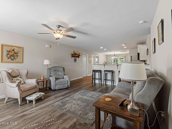 3rd image of 2180 Catlet Court