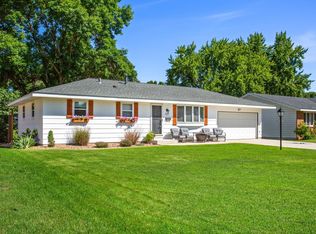 727 Shakopee Ave W, Shakopee, MN 55379