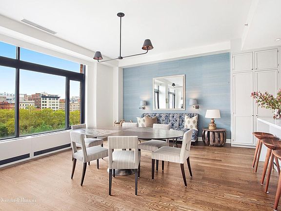 3rd image of 19 Beach St APT 6