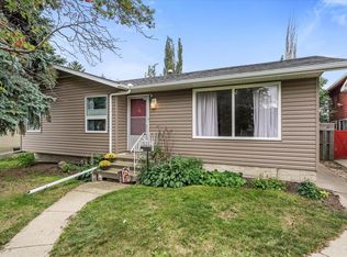 16807 98th Ave NW, Edmonton, AB T5P0G9