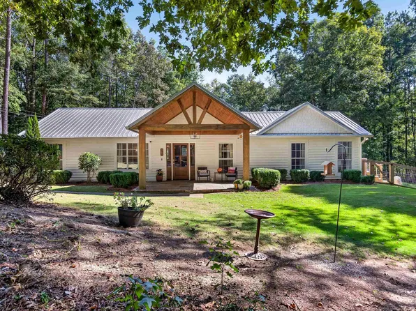367 Country Manor Dr, Sterrett, AL 35147