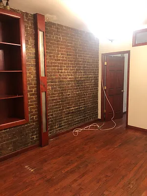 Rented by Batra Group Inc | media 14