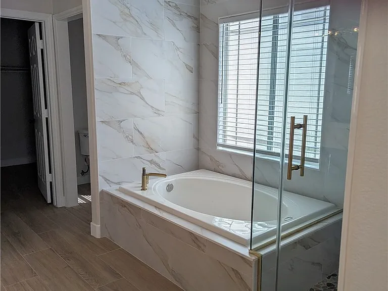 327 Perry Ellis Dr — Photo 43