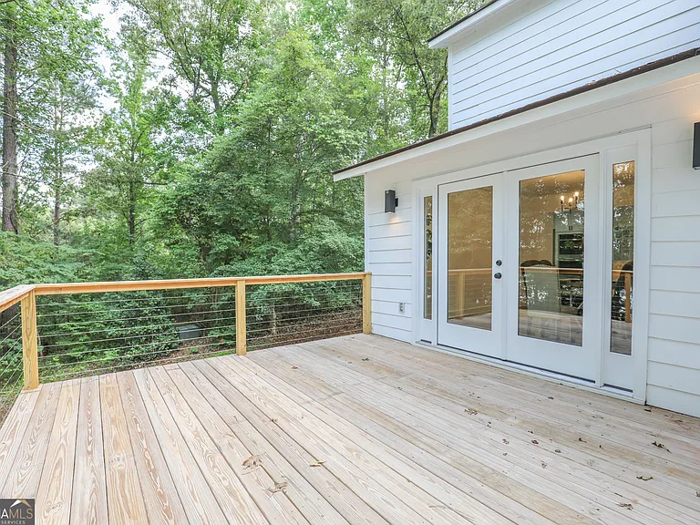 212 Southland Dr — Photo 41