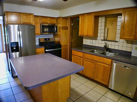 5th image of 10137 S Mansfield Ave