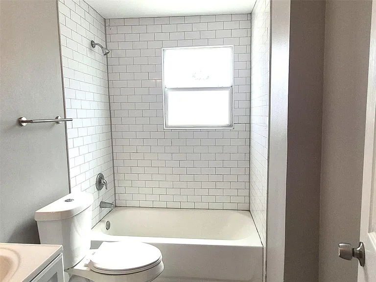 1801 Roosevelt St #1801 — Photo 7