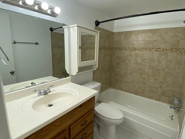 1531 Colonial Dr #104 — Photo 19