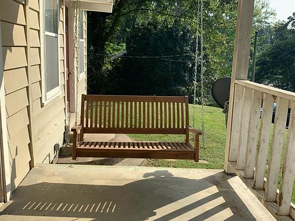 2nd image of 204 Woodland Dr