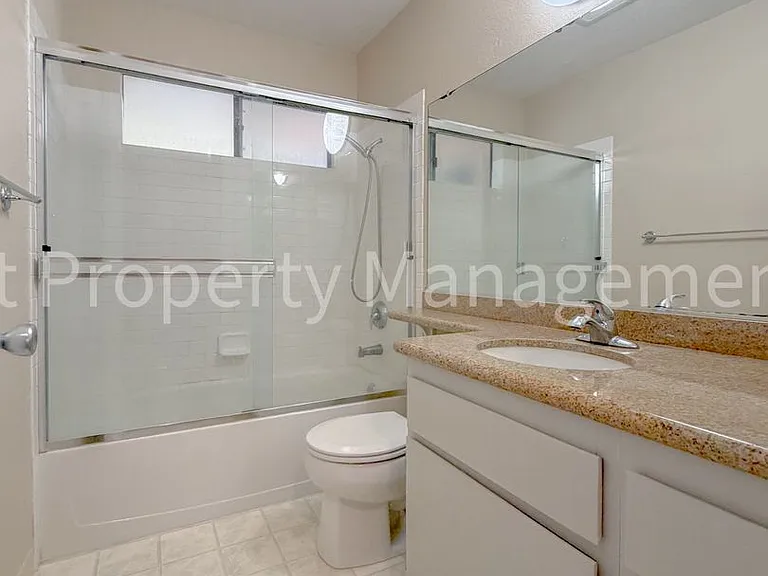 39219 Guardino Dr #261 — Photo 8