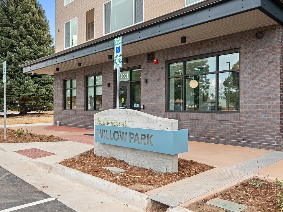 Residences at Willow Park Flats