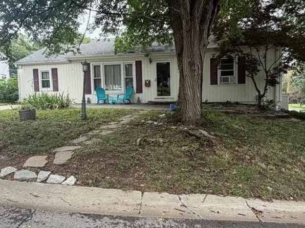 2701 Se Trl, Saint Joseph, MO 64506