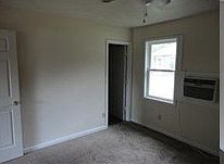 4th image of 203 Beech St