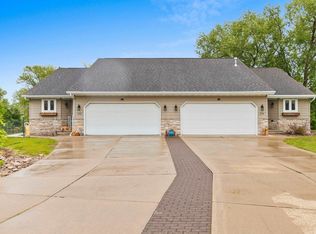 533 S 9th St, De Pere, WI 54115