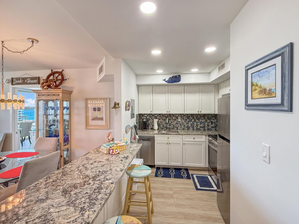 531 N Ocean Boulevard #1203, photo 4