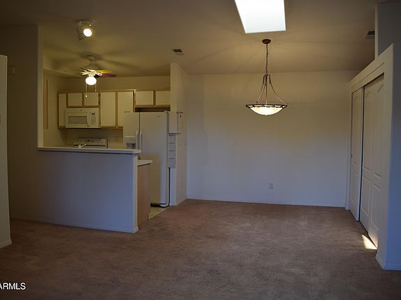 4th image of 985 E MINGUS Avenue #123