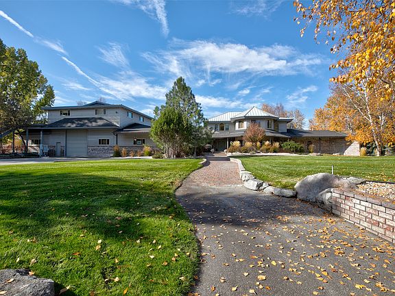 3rd image of 2725 River Bend Ln