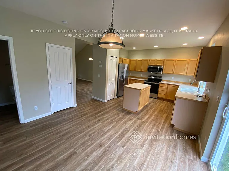 6808 Perry Ave SE — Photo 9