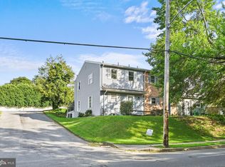 433 S Wyomissing Ave, Shillington, PA 19607