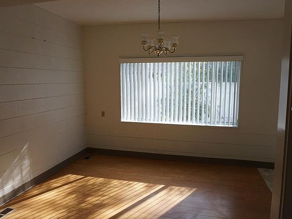 5th image of 7681 45th St N
