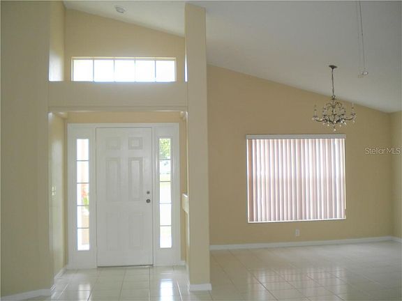4th image of 13701 Muffin Ct