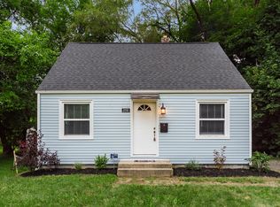 2555 Renwood Pl, Columbus, OH 43211