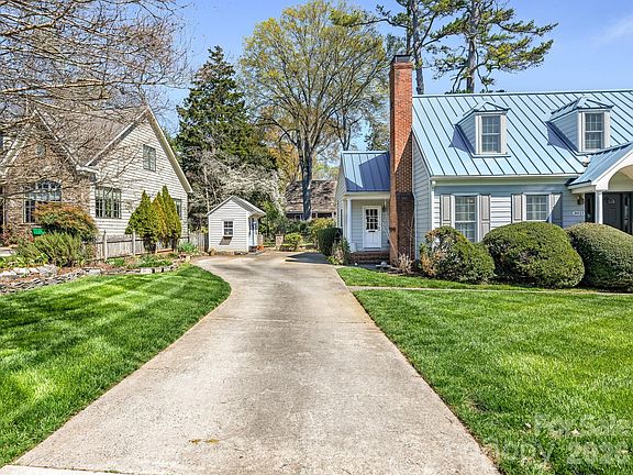 2nd image of 3021 Crosby Rd