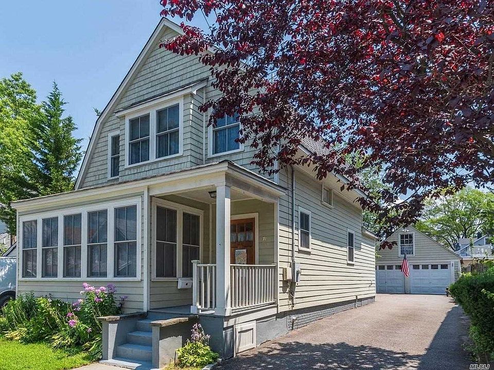 1st image of 71 Maxwell Ave