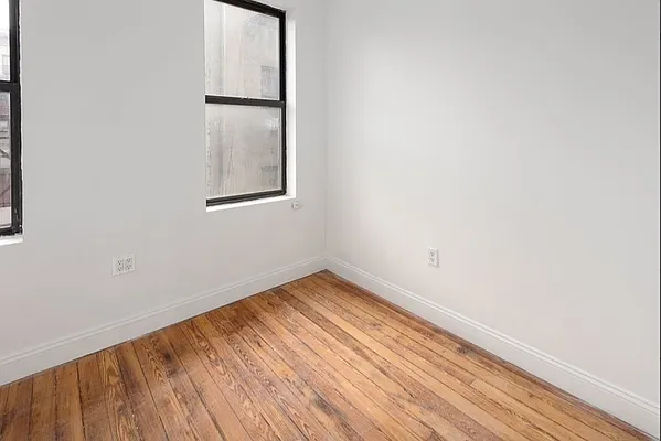 Rented by Compass | media 28