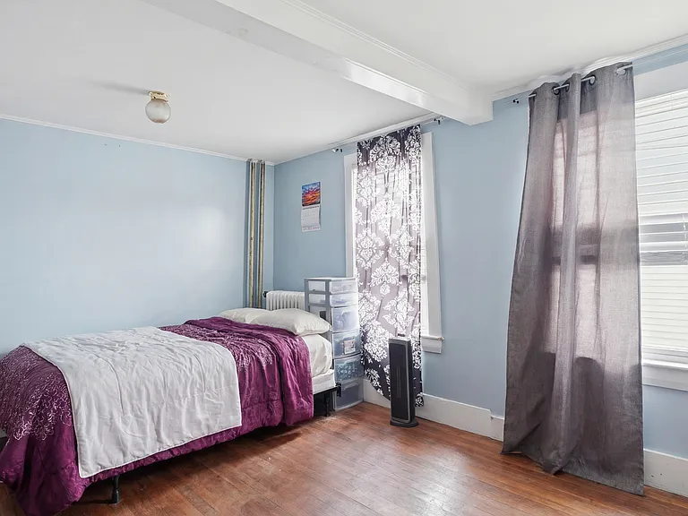 120-124 Sheridan St #1 — Photo 14