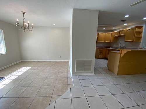 3rd image of 10053 60th St