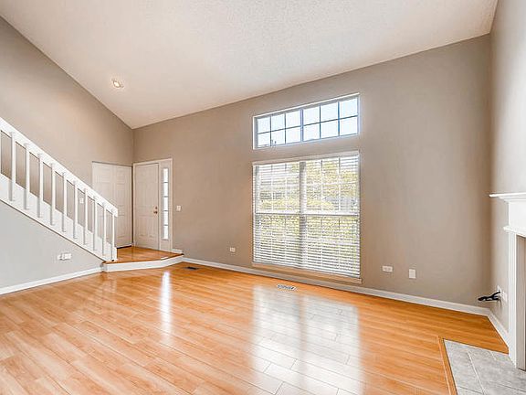 3rd image of 1252 N Knollwood Dr #23D