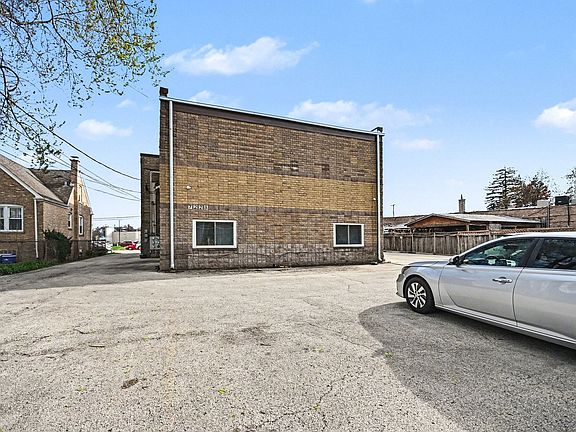 2nd image of 7228 39th St APT 2W