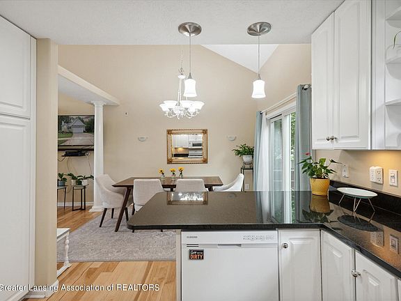 5th image of 6734 Seka Dr