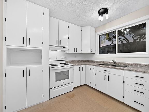 5th image of 89 Habitat Cres NW