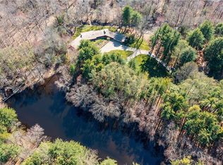 810 Frenchtown Rd, East Greenwich, RI 02818