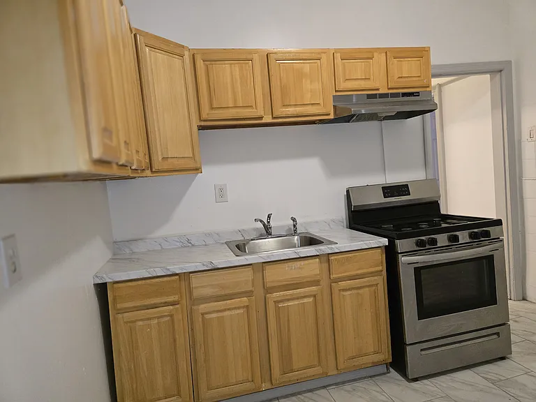 21 Wegman Pkwy #1 — Photo 14