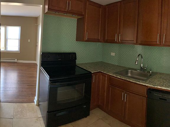 2nd image of 7628 N Milwaukee Ave APT 1