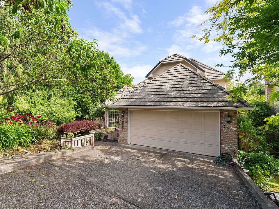 1st image of 367 Spyglass Dr