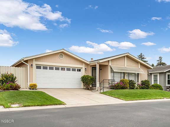 3rd image of 3276 Greenacre Dr