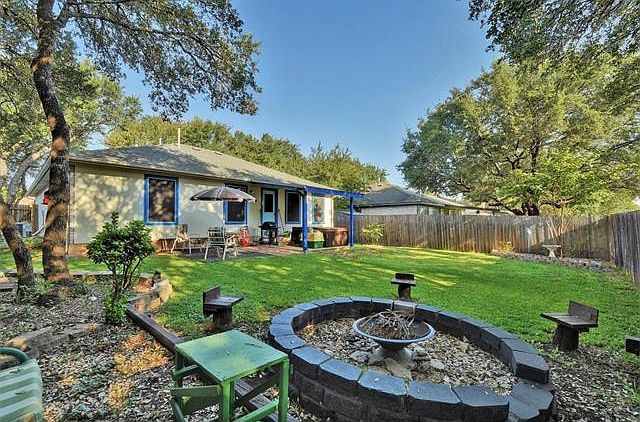1st image of 1602 Carriage Hills Trl